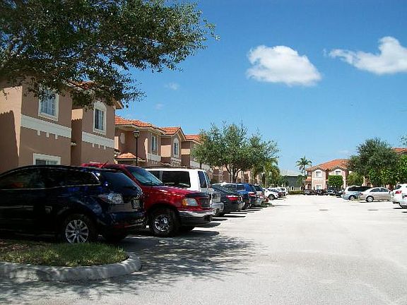 4th image of 7863 Catalina Cir