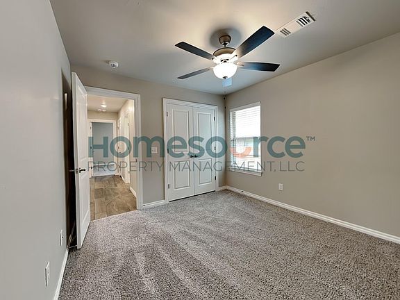 5th image of 1620 NE 35th St