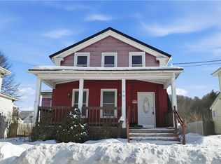 17 Orchard St, Mohawk, NY 13407