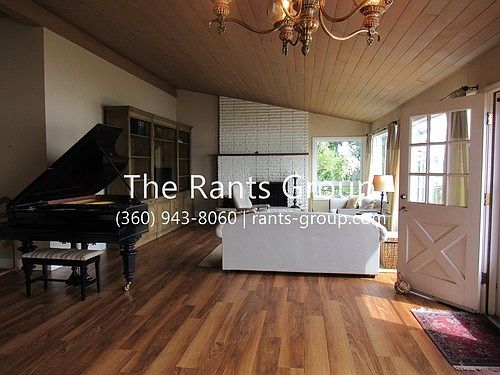 5th image of 2038 Beverly Beach Dr NW