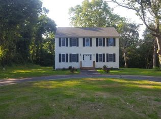 3 Indian Ave, Plymouth, MA 02360