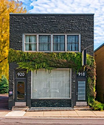 4th image of 918 N Main St #2