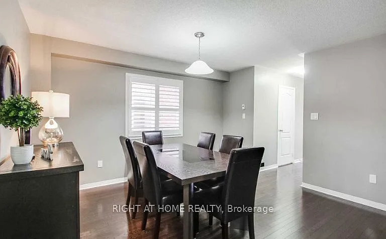 206 Meadowhawk Trl — Photo 8