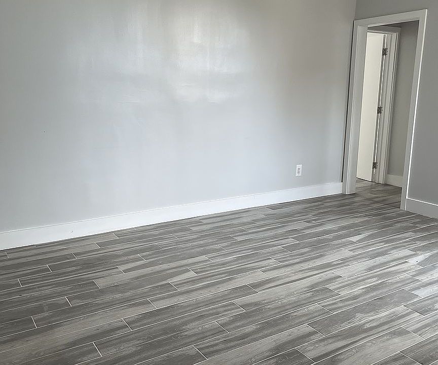 1st image of 230 E 26th St #D6