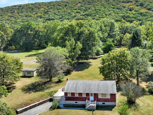 3 Wyncoop Ave, Ashland, PA 17921