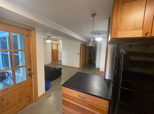 708 Brockhurst St, Oakland, CA 94609