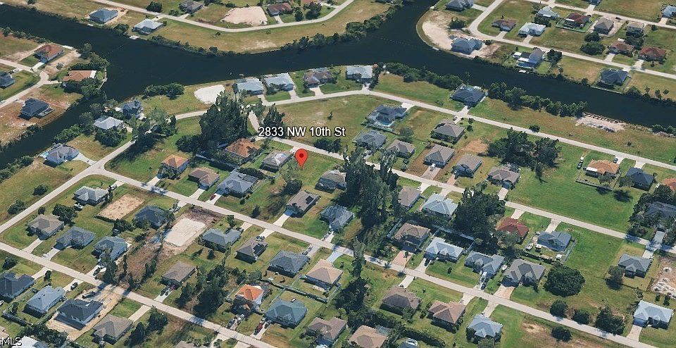 2nd image of 2833 NW 10th St