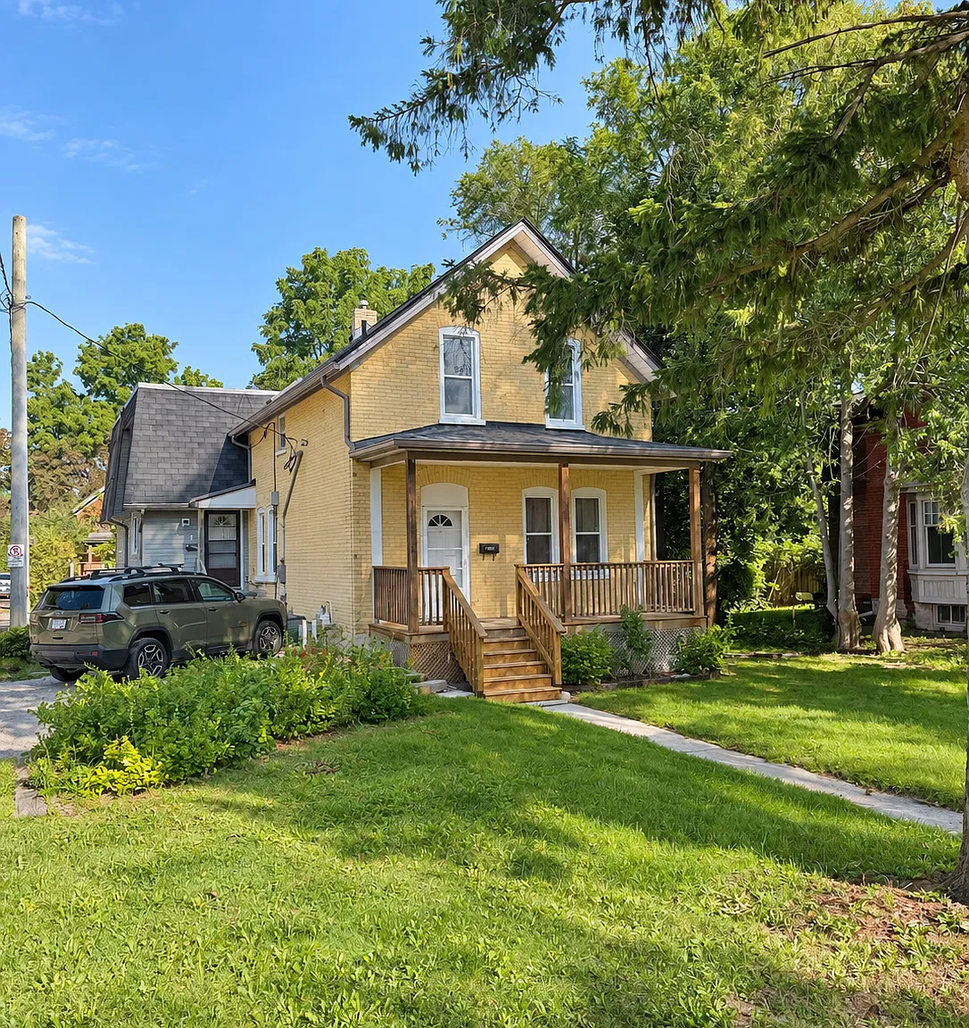 3 bed, $2,295 — Photo 1