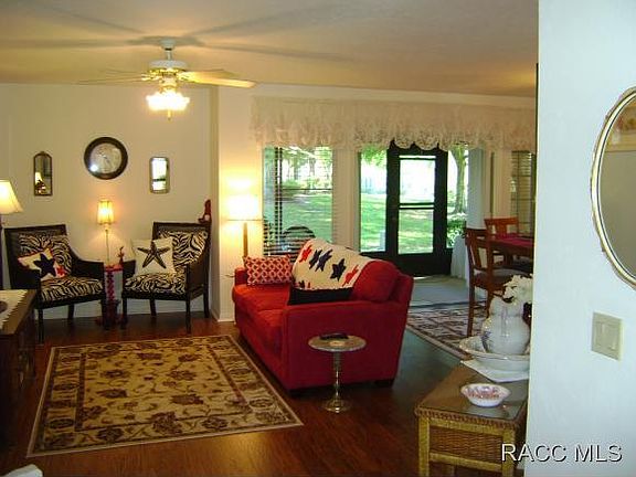 3rd image of 6040 W Croyden Cir