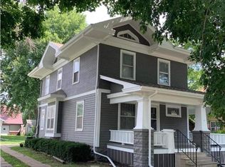 614 E Main St, Washington, IA 52353