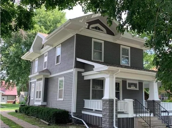 614 E Main St, Washington, IA 52353