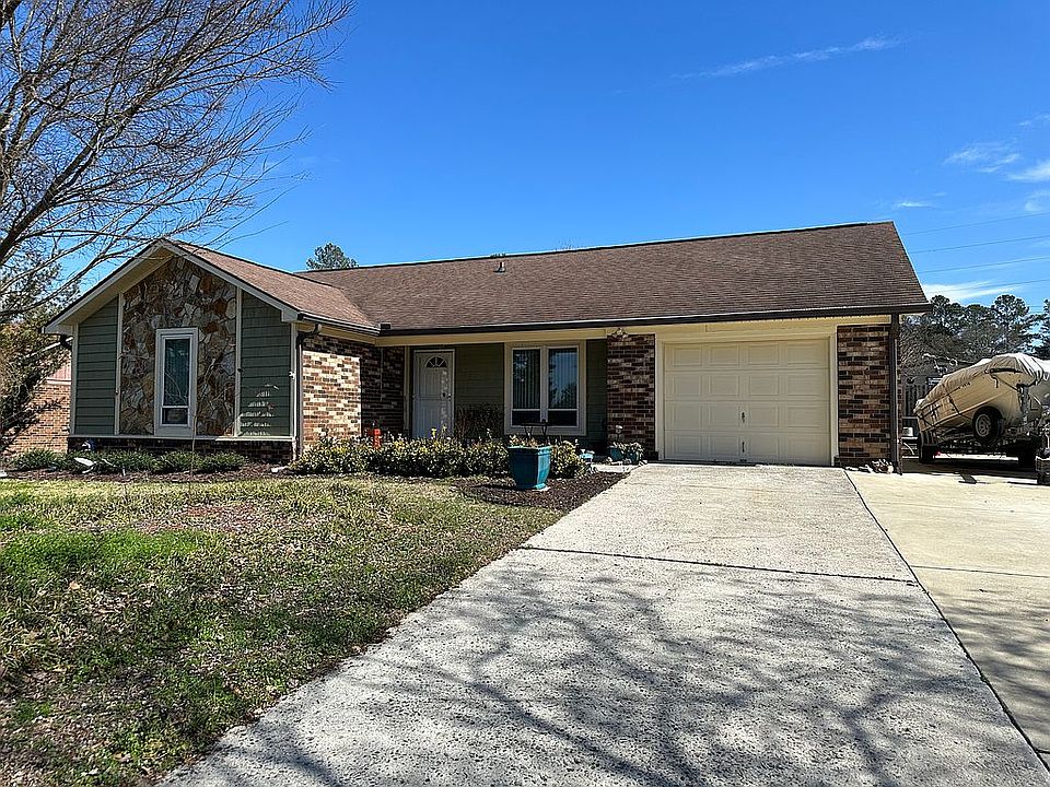 1st image of 300 Twin Pines Dr