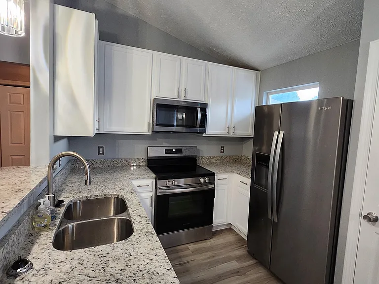 4950 Potomac Square Way #9 — Photo 10