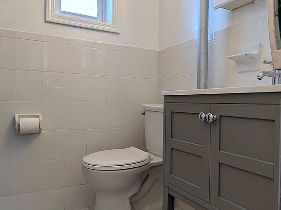 4th image of 41-23 53rd St #3L