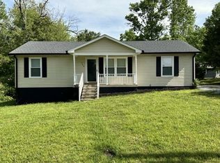 308 N Ivy Ct, Springfield, TN 37172