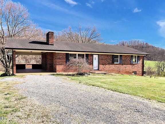 3rd image of 844 Stanley Valley Rd