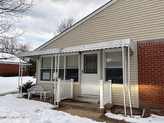 2nd image of 21 Snowberry Lane #A