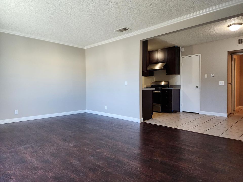 Large Living Room