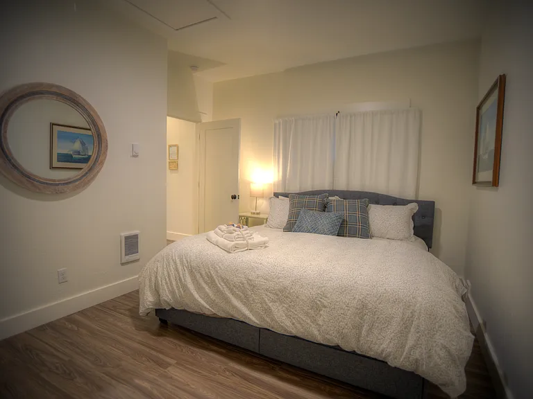 1329 Walnut St — Photo 25