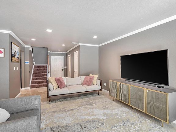 5th image of 1855 Indian Creek Ct