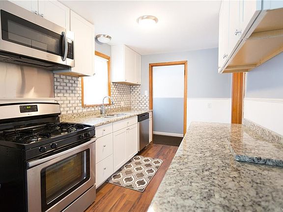 5th image of 2120 Kensington Ave