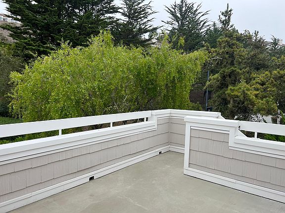 2nd image of 425 Mountain View Dr APT 1