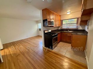 1702 W Victory Blvd APT B, Burbank, CA 91506