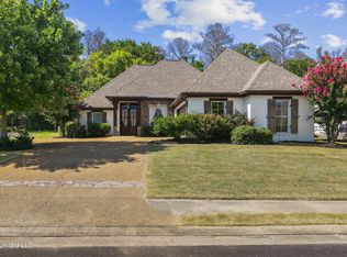 101 Amethyst Ln, Brandon, MS 39047