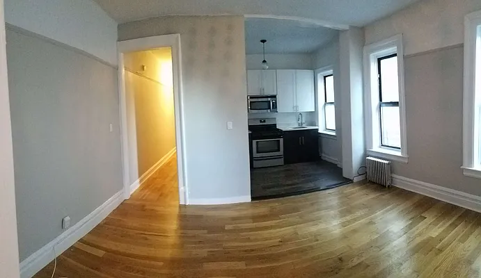 Rented by Smart NY Realty LLC | media 10