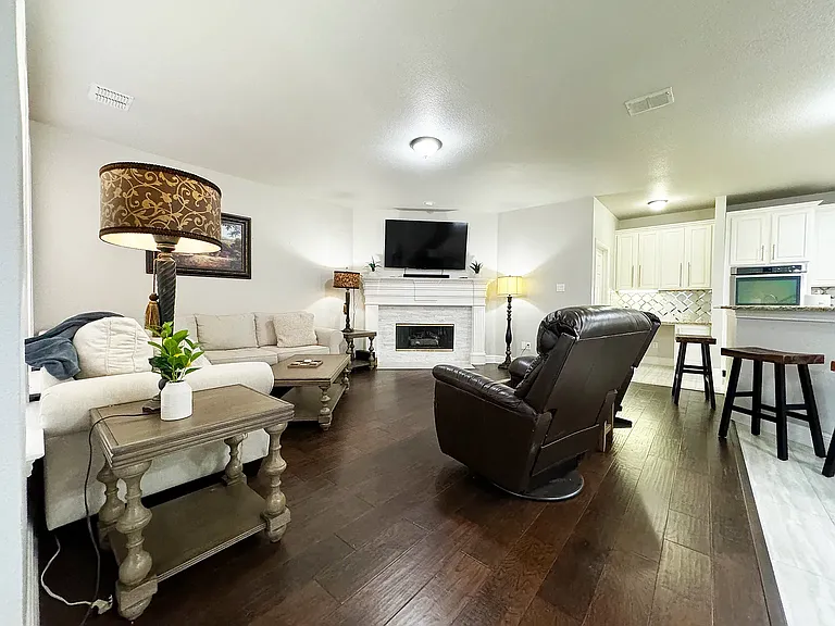 14587 Kelmscot Dr — Photo 33