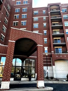 1700 Riverwoods Dr APT 406, Melrose Park, IL, 60160