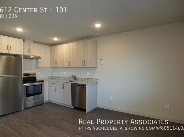 3612 Center St, Tacoma, WA