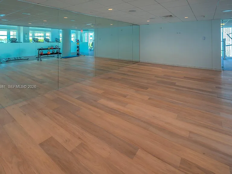 2020 N Bayshore Dr #1908 — Photo 36