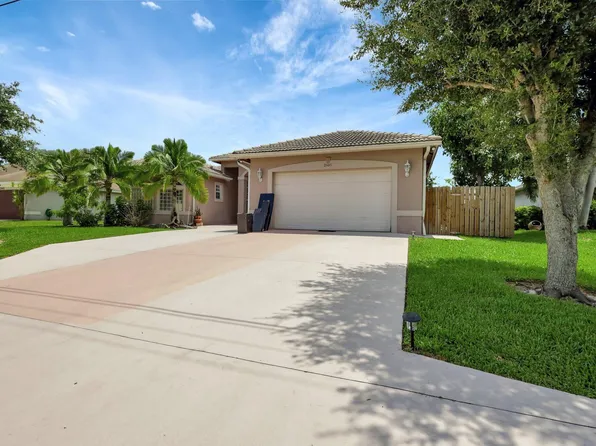 2549 SW Halissee Street SW, Port St Lucie, FL 34953