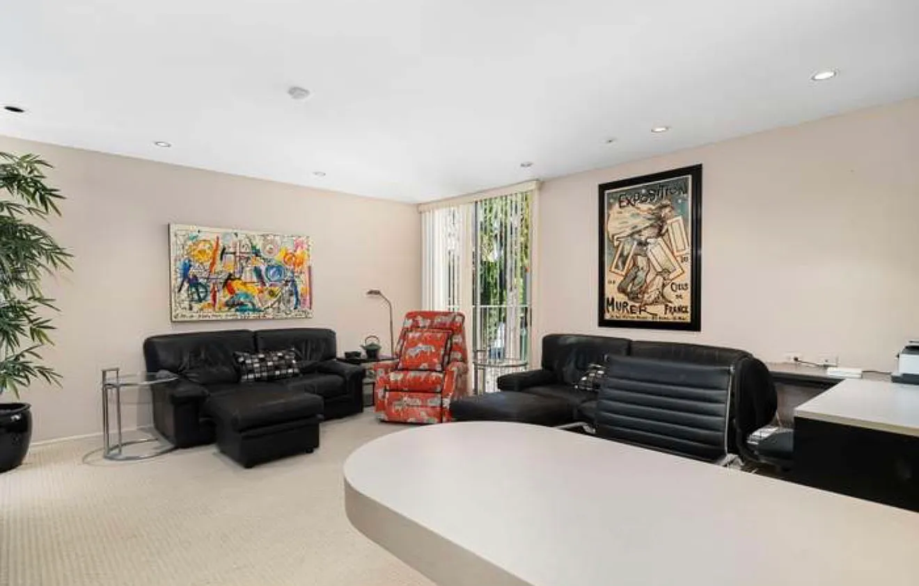 1408 Tamarisk West Street - 1 — Photo 4