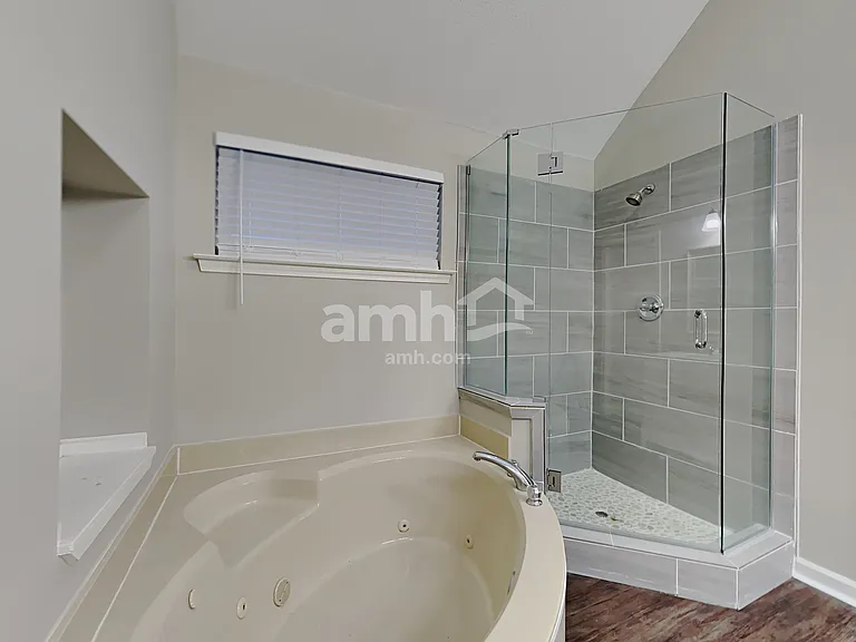7748 Parkmont Dr — Photo 14