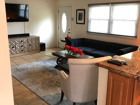 3rd image of 90 Crescent St