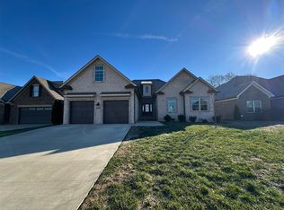 437 Adalynn Cir, Bowling Green, KY 42104