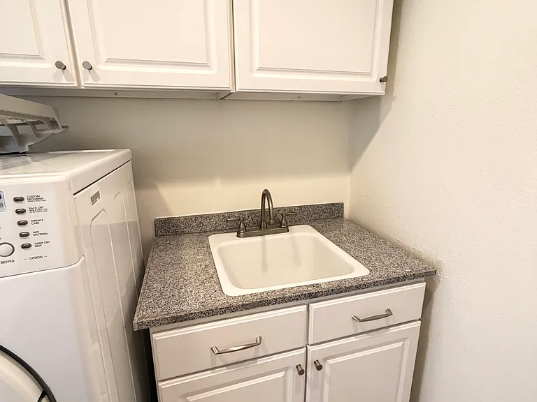 5701 Malaga Pl — Photo 19