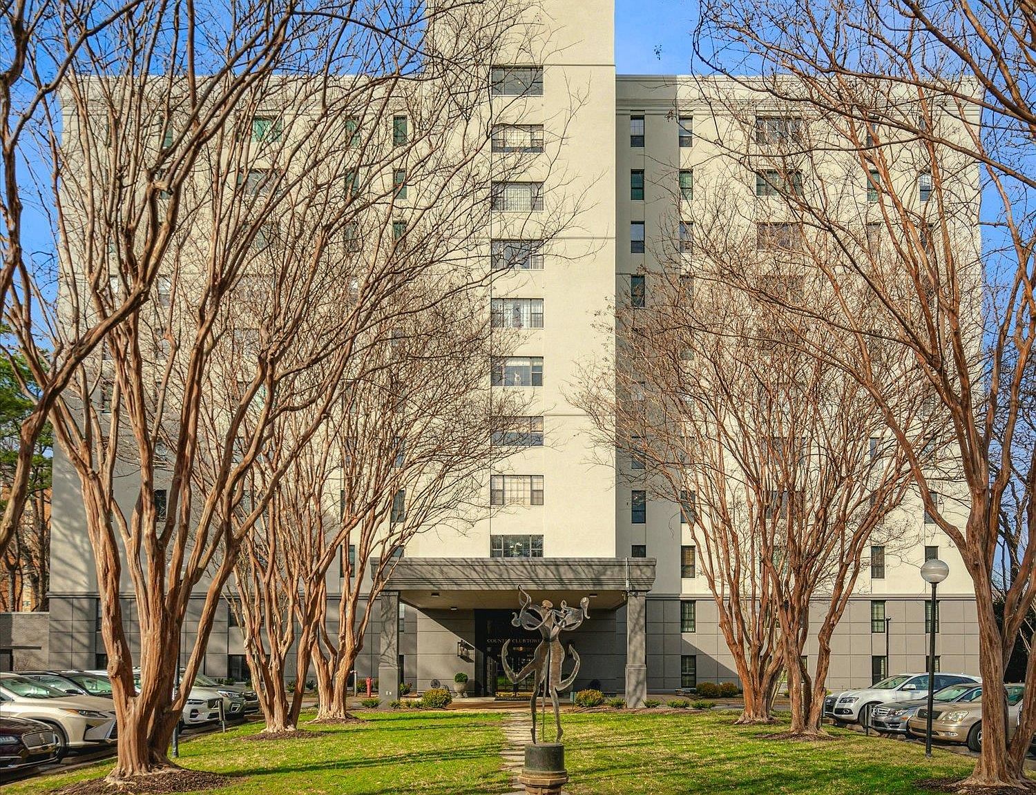 585 S Greer St APT 201