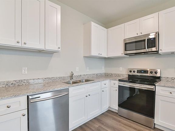 5th image of 1804 Bessie St