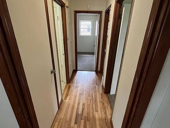 5th image of 209 Virginia Dare Dr