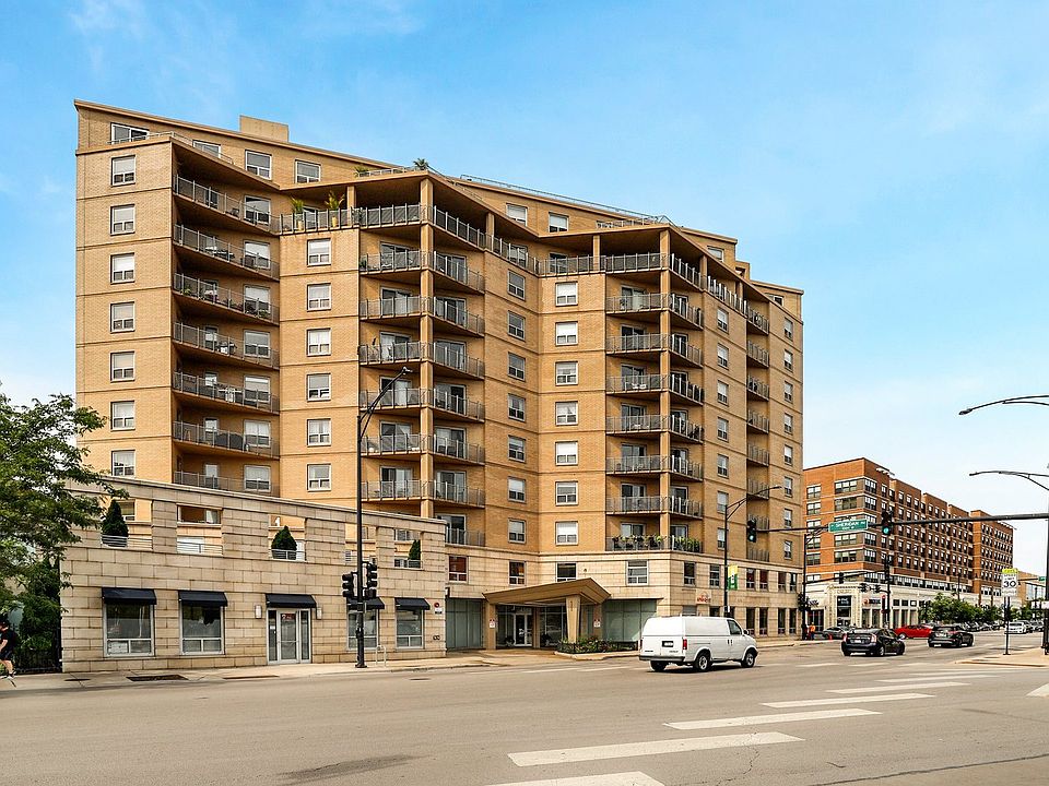 1st image of 4350 N Broadway St APT 1004