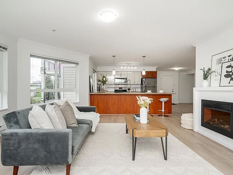 14960 102a Ave #215 — Photo 2