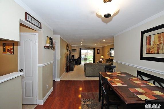 3rd image of 858 Village Dr
