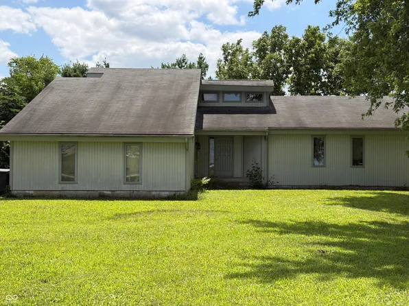 2485 W 50 S, Lebanon, IN 46052