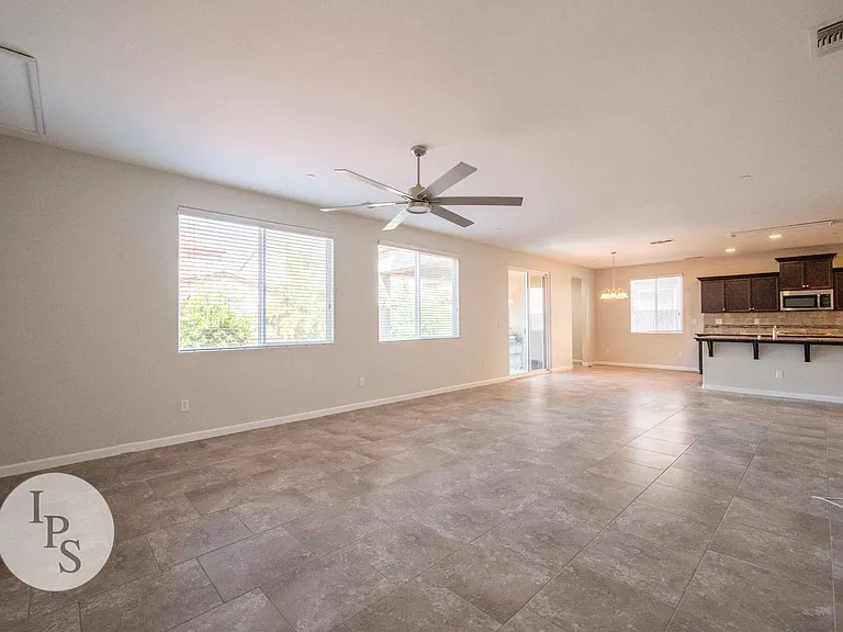 3611 Lansing Ave — Photo 15