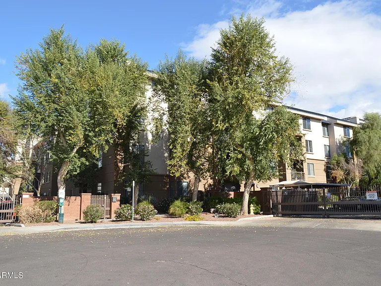 1701 E Colter St #474 — Photo 41