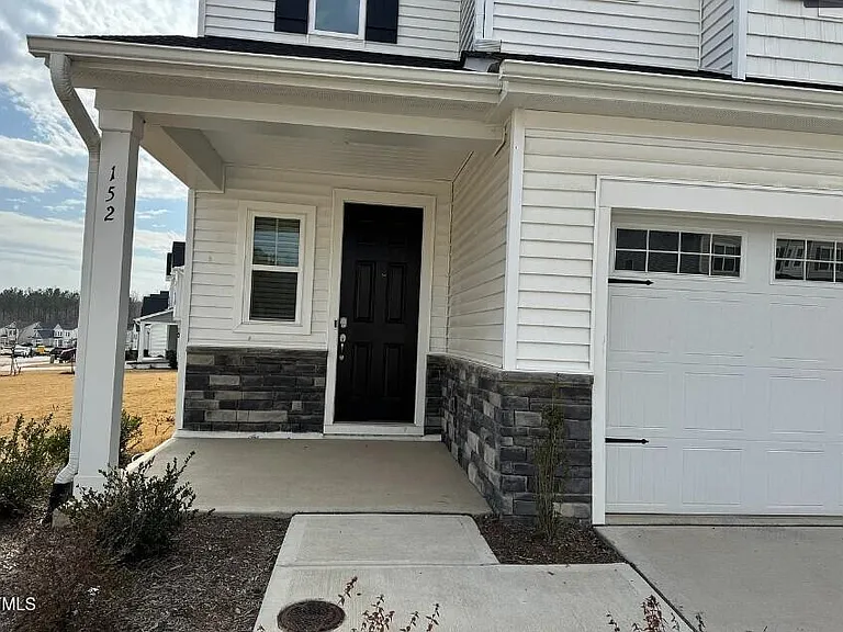 152 Canyon Gap Way — Photo 2