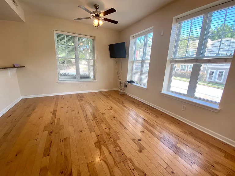 11 Maverick Dr — Photo 119